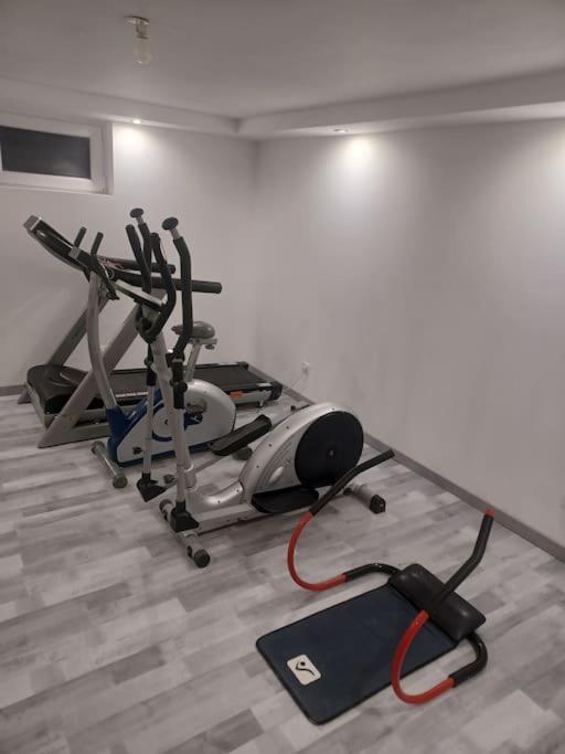 Tres Bel Appartement Type Loft De 40 M2 Dans Maison Avec Parking Privatif لانْجولشاه المظهر الخارجي الصورة